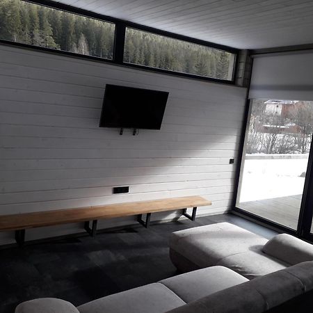 The Living Villa Татарив Екстериор снимка