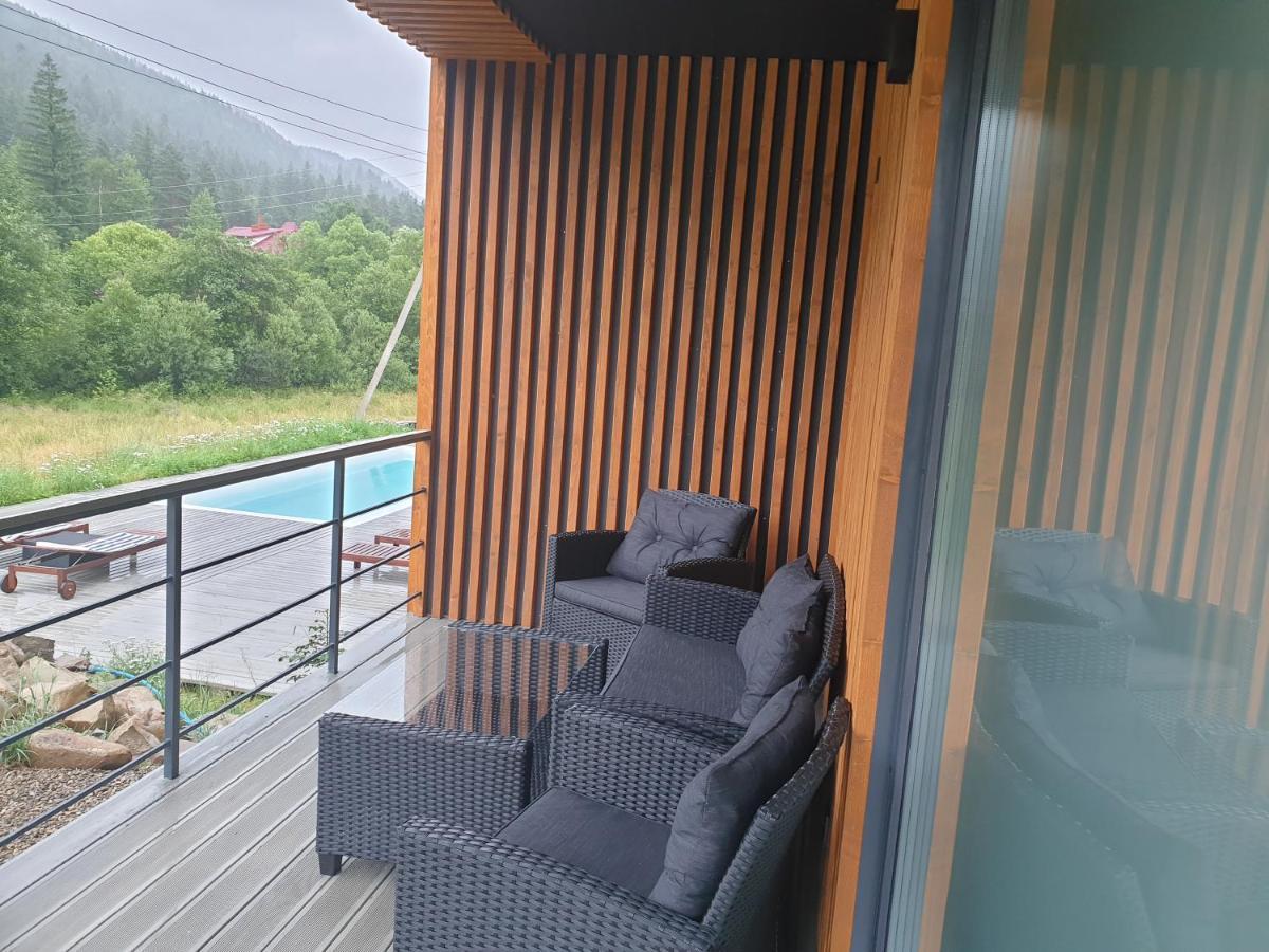 The Living Villa Татарив Екстериор снимка
