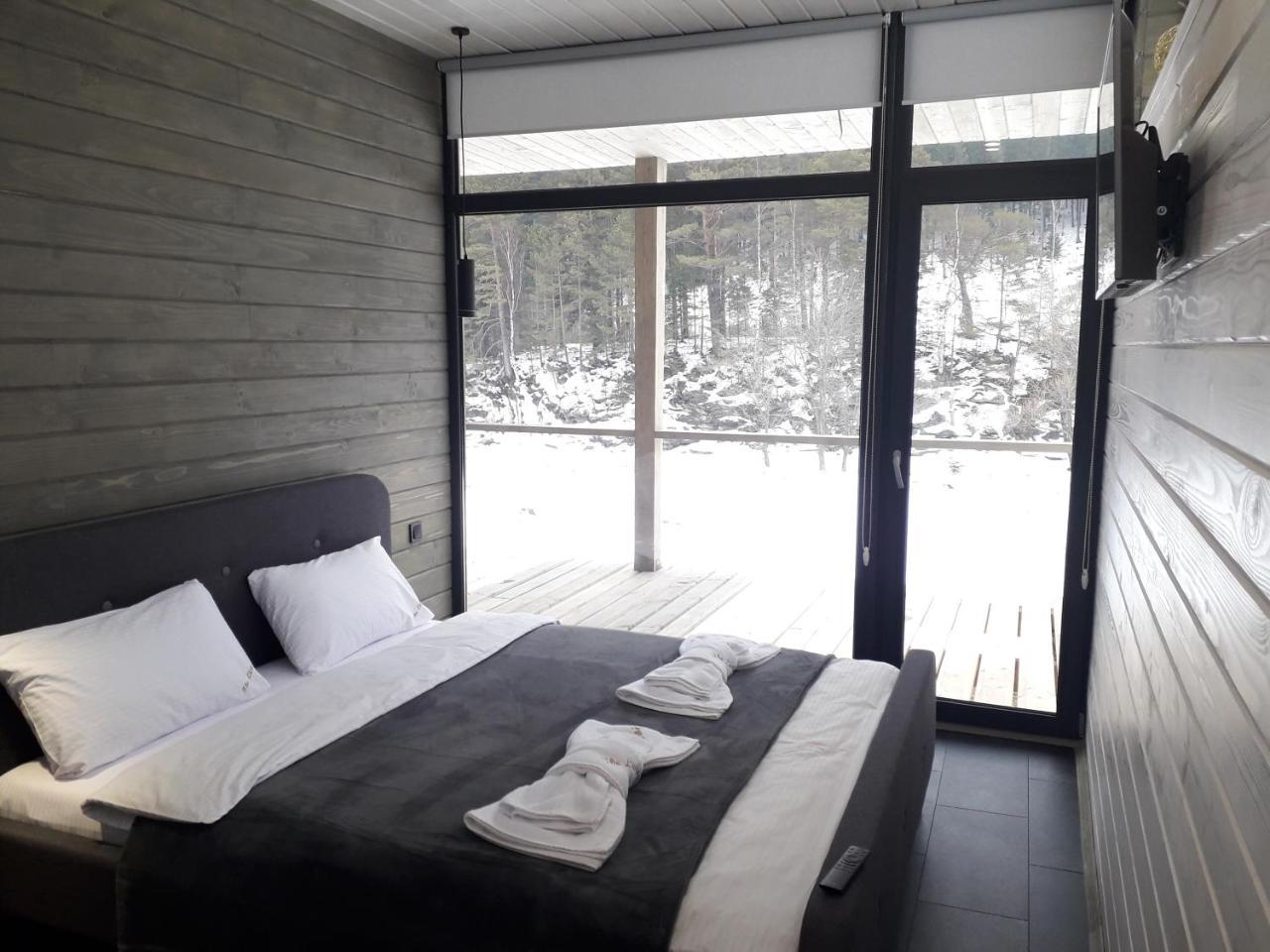 The Living Villa Татарив Екстериор снимка