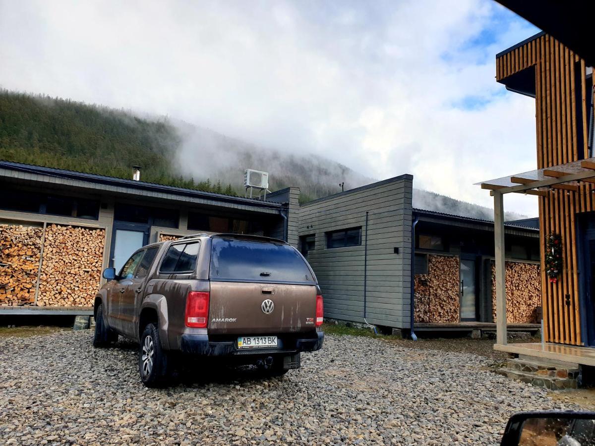 The Living Villa Татарив Екстериор снимка
